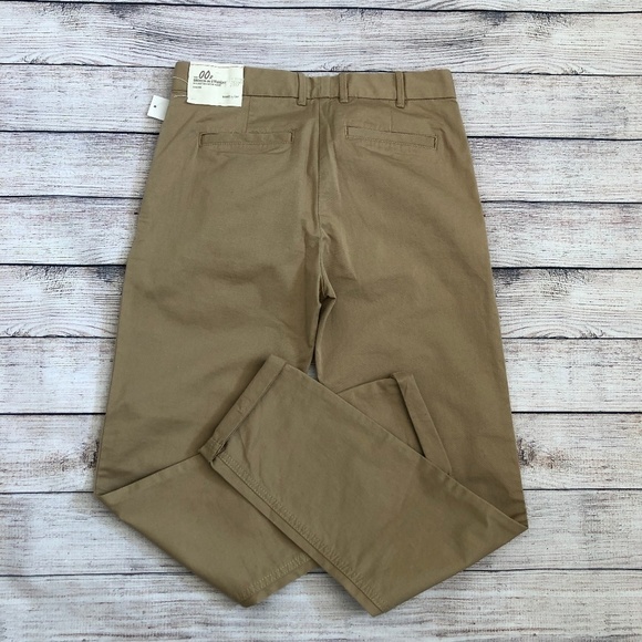 NWT Gap Broken-In Straight Khakis Size 00R - Picture 4 of 4